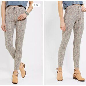 BDG High-Rise Seamed Jean Prairie Floral Size 25